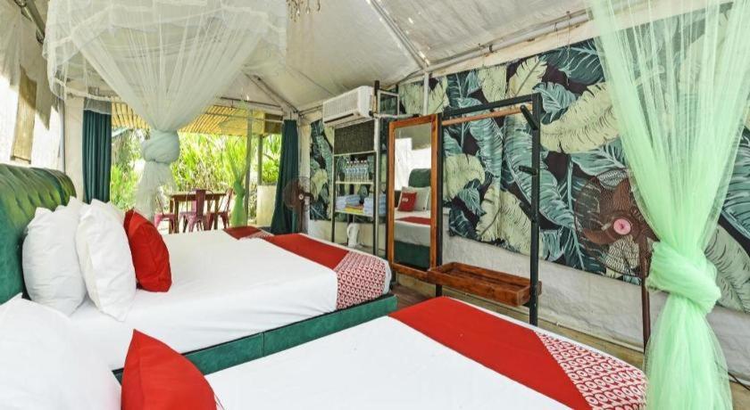 Oyo 90636 Teratak Zakiah Chalet Jerantut Exterior photo
